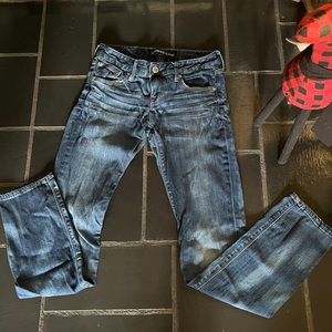 Express Ankle-skinny, low rise jeans.